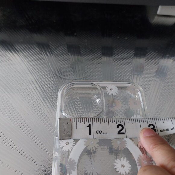 Kate Spade Phone Case Iphone but not sure on the model Beautiful 2 STYLES - Picture 8 of 17